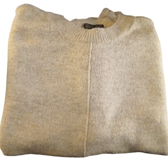 Vince Camuto Sweaters - VINCE CAMUTO Cream Relaxed Fit Soft & Cozy Sweater Size XL - EUC